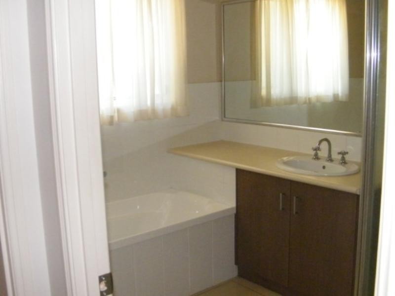 124 Zeller Street, Chinchilla QLD 4413