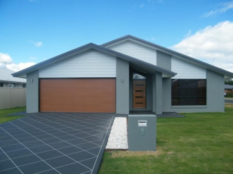 4 Cole Street, Chinchilla QLD 4413