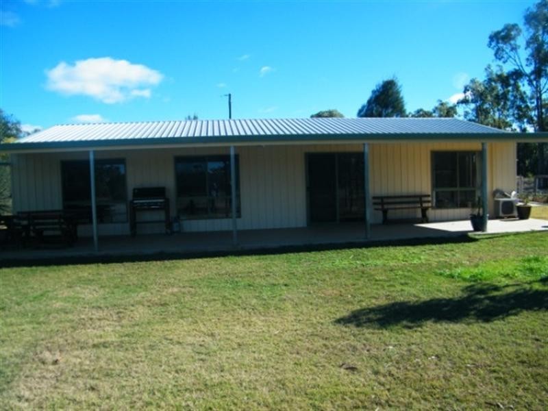 419 Surcingle Road, Chinchilla QLD 4413
