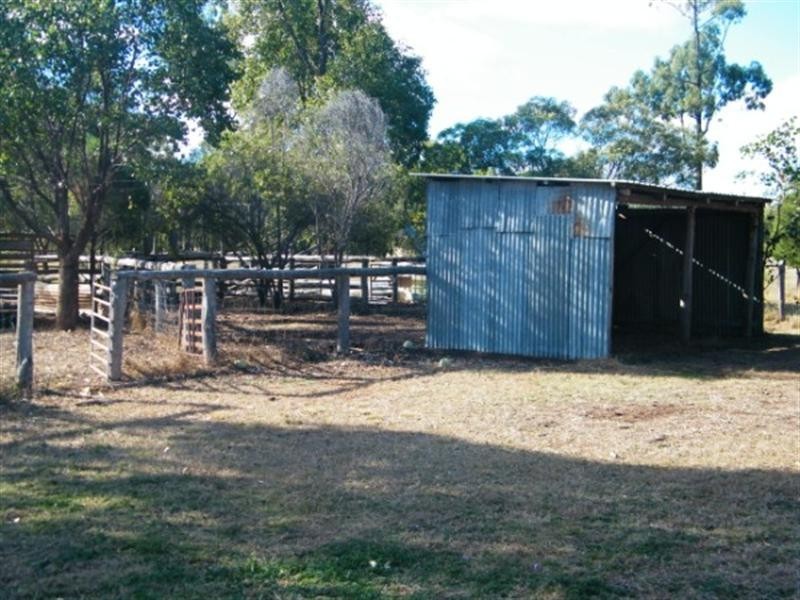419 Surcingle Road, Chinchilla QLD 4413
