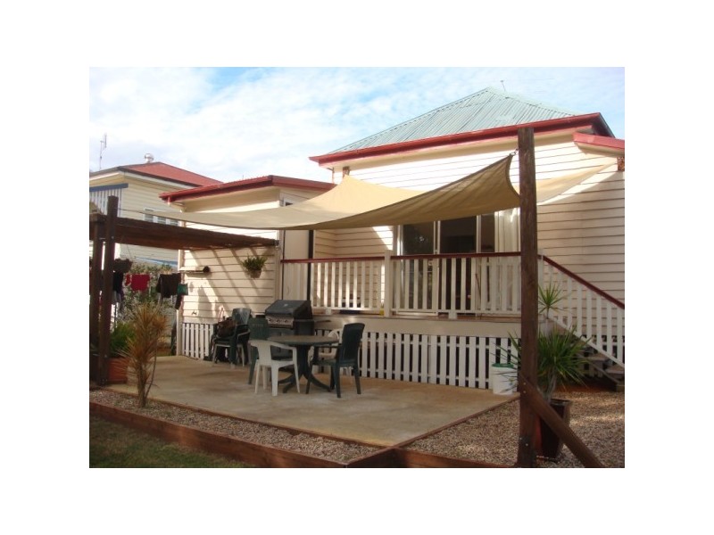 22 Claydon Street, Chinchilla QLD 4413