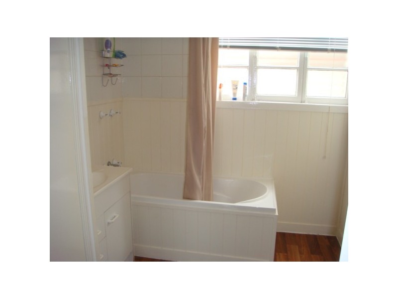 22 Claydon Street, Chinchilla QLD 4413