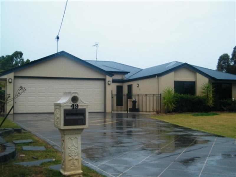 49 Beasley Street, Chinchilla QLD 4413