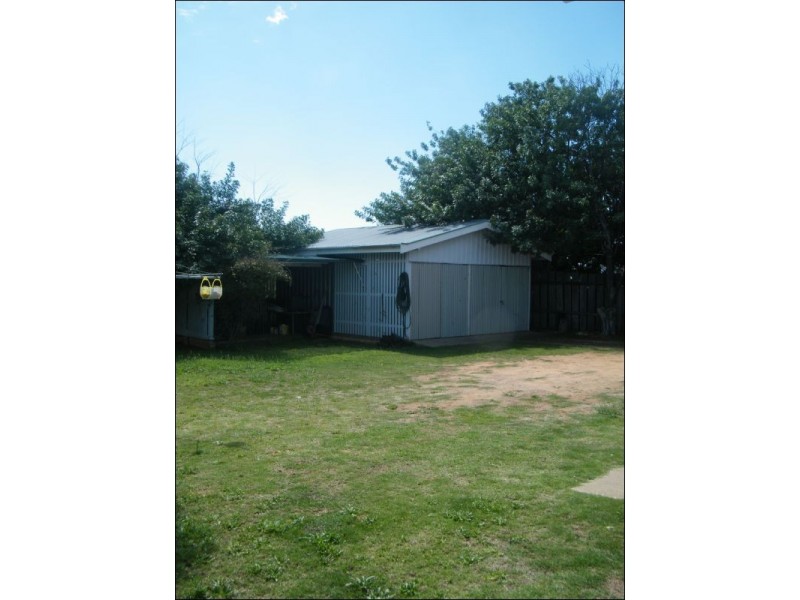 5 Barber Street, Chinchilla QLD 4413