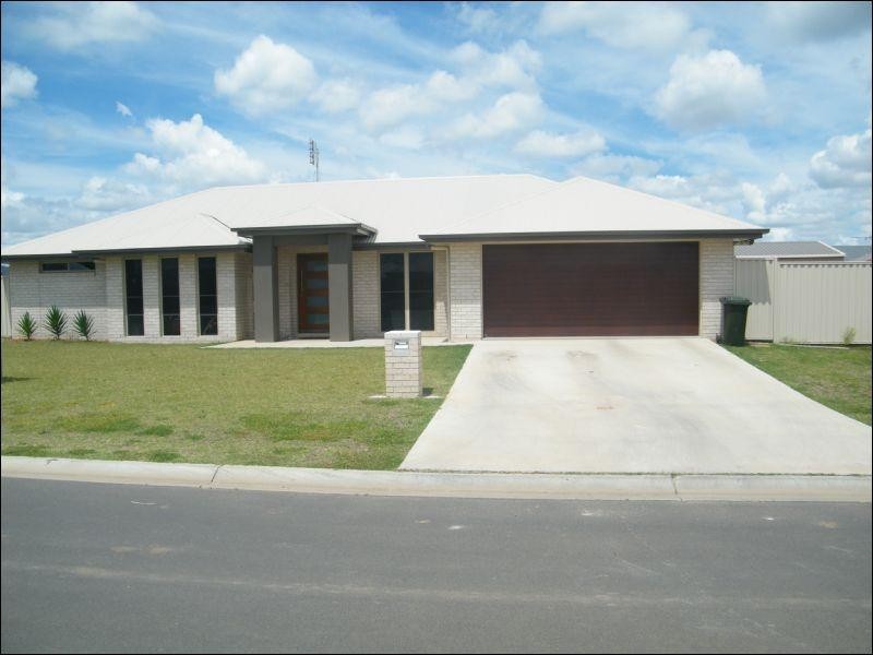 34 Pilkington Street, Chinchilla QLD 4413