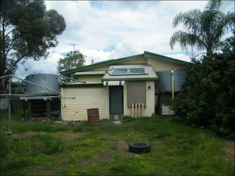 73 Milne Street, Tara QLD 4421