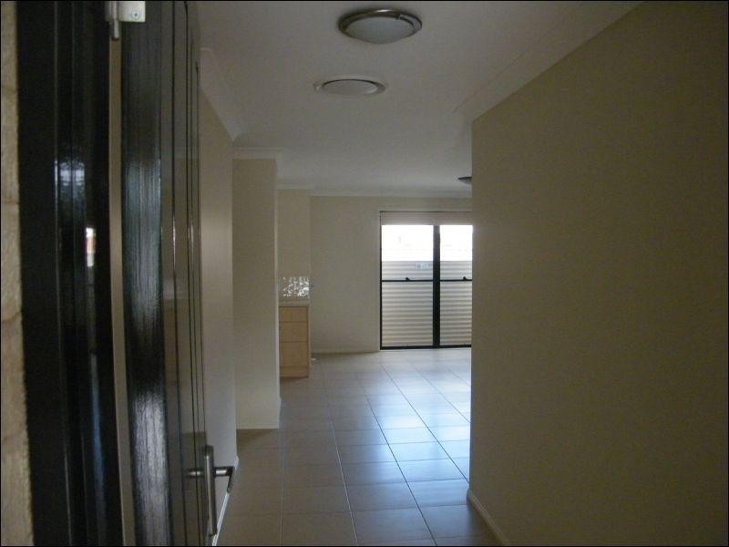Unit 2/66 Middle Street, Chinchilla QLD 4413