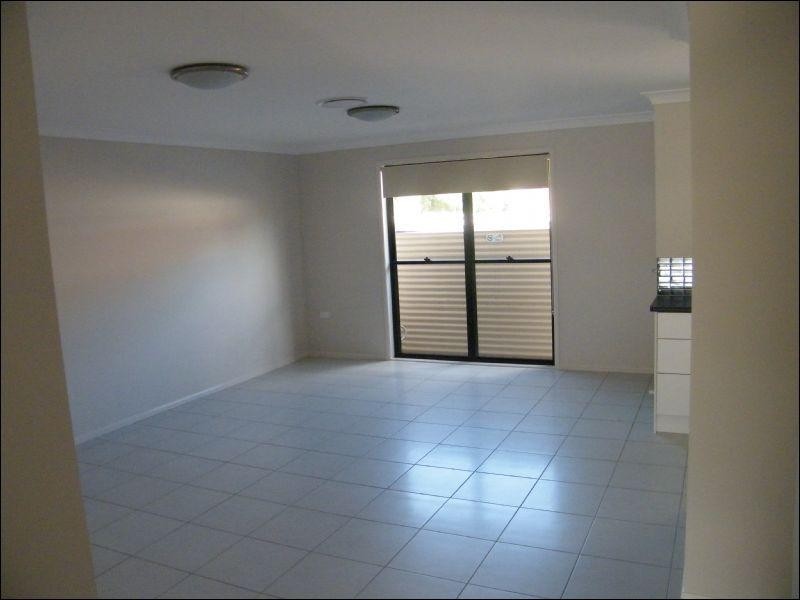 Unit 2/66 Middle Street, Chinchilla QLD 4413