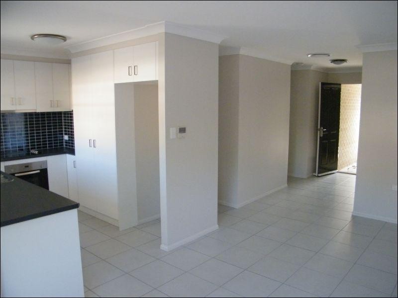 Unit 2/66 Middle Street, Chinchilla QLD 4413