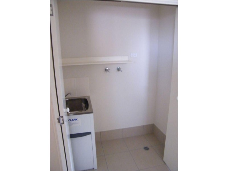 Unit 2/66 Middle Street, Chinchilla QLD 4413