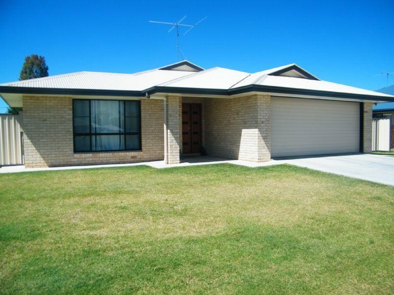 13 Keating Street, Chinchilla QLD 4413