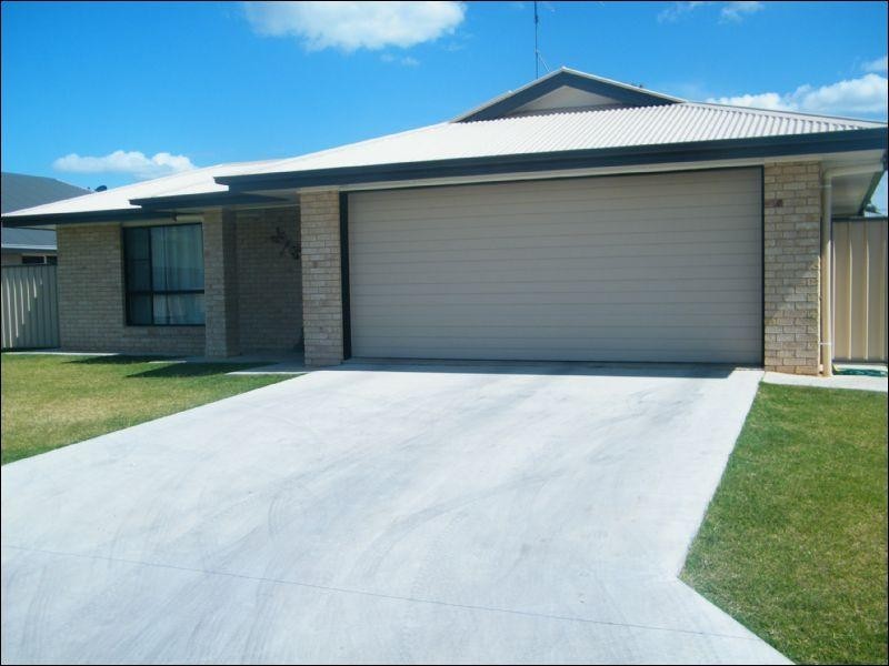 13 Keating Street, Chinchilla QLD 4413