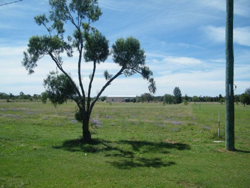 CNR Washington and Lloyd, Chinchilla QLD 4413