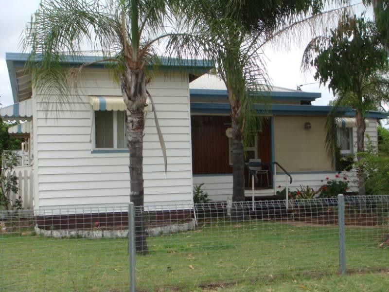 10 Wambo Street, Chinchilla QLD 4413