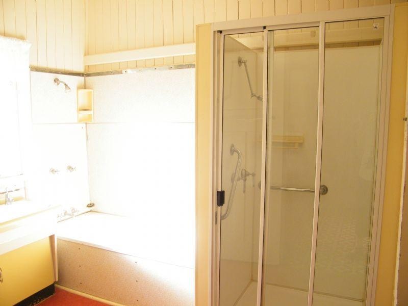 12 Middle Street, Chinchilla QLD 4413