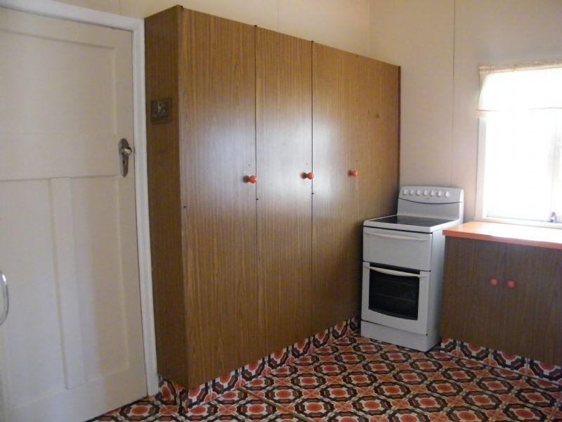 12 Middle Street, Chinchilla QLD 4413