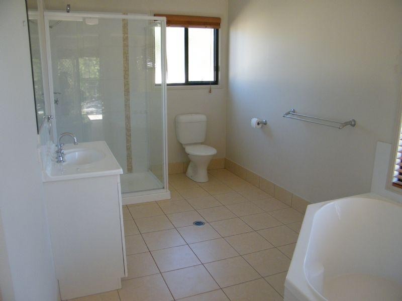 1 Covington Street, Chinchilla QLD 4413