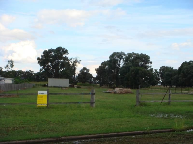 11 McIntyre Street, Brigalow QLD 4412