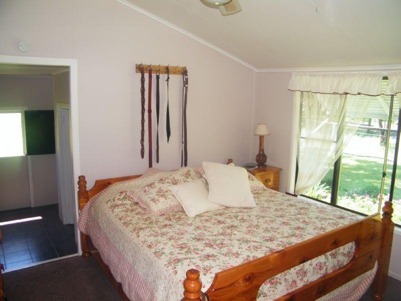 CUMALONG 765 Braithwaites Road, Burncluith QLD 4413