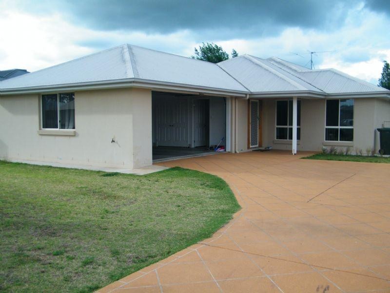 20 Keating Street, Chinchilla QLD 4413