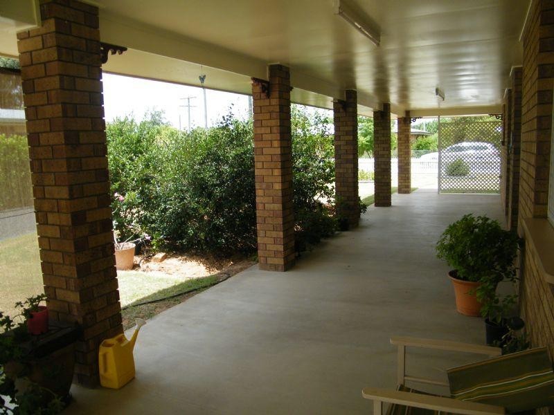 5 Nowland Street, Chinchilla QLD 4413