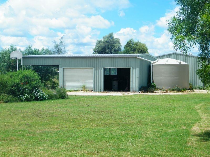 351 Windmill Road, Chinchilla QLD 4413