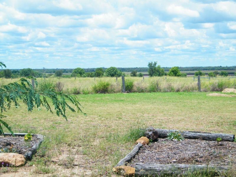 351 Windmill Road, Chinchilla QLD 4413