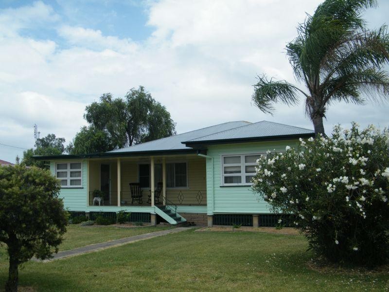 36 Adams Street, Tara QLD 4421