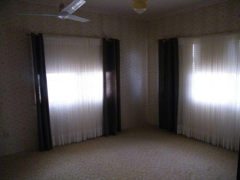 36 Adams Street, Tara QLD 4421