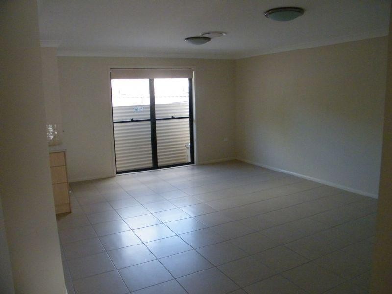 Unit 3/66 Middle Street, Chinchilla QLD 4413