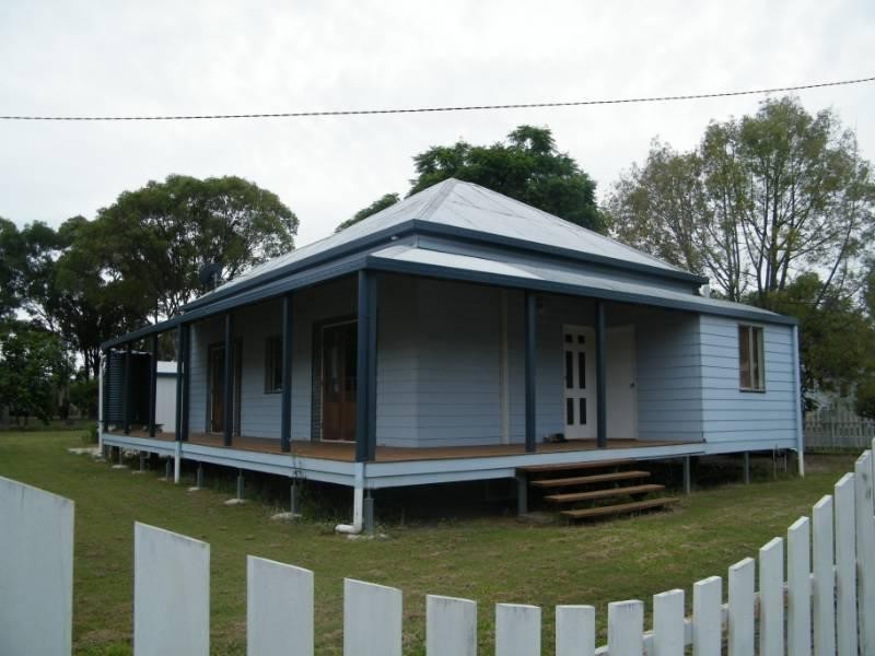 2 Helena Street, Chinchilla QLD 4413