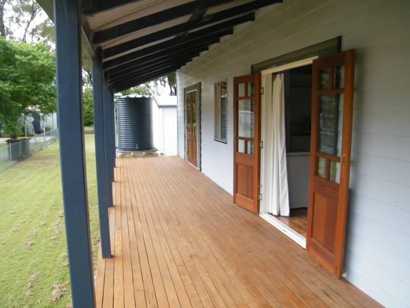 2 Helena Street, Chinchilla QLD 4413