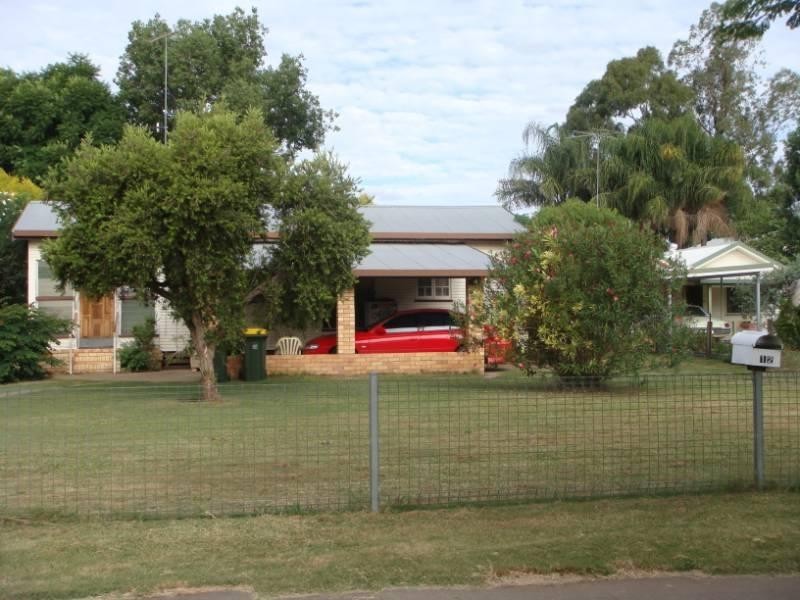 12 Heeney Street, Chinchilla QLD 4413