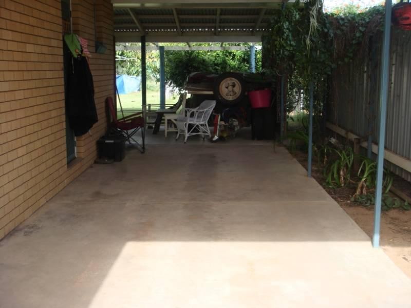 42 King Street, Chinchilla QLD 4413