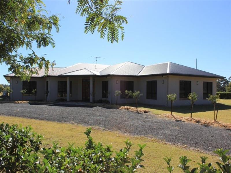 2 Quintet Drive, Chinchilla QLD 4413