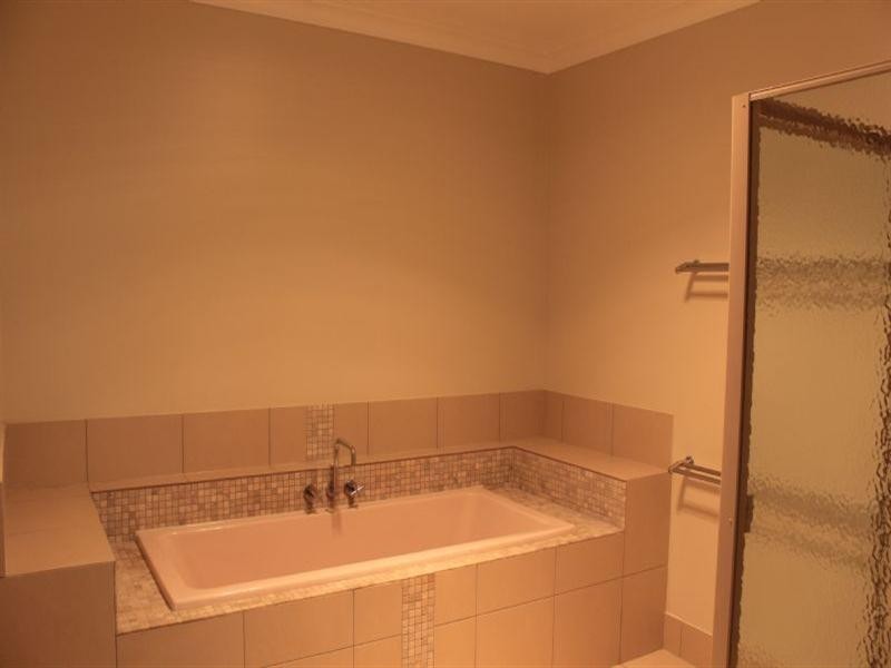 2 Quintet Drive, Chinchilla QLD 4413