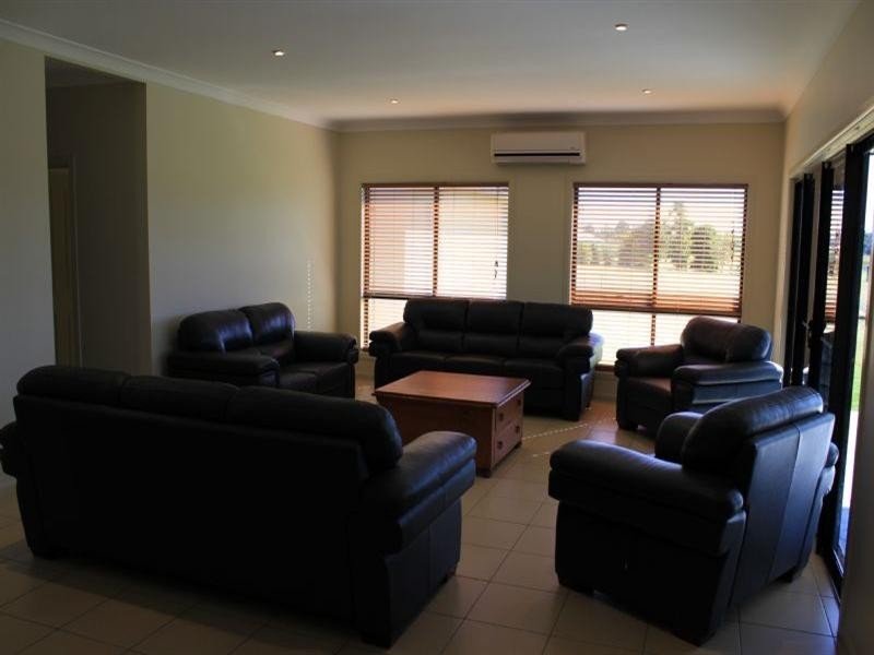 2 Quintet Drive, Chinchilla QLD 4413