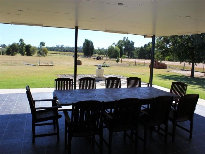 2 Quintet Drive, Chinchilla QLD 4413