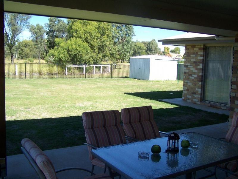 7 Sommerfeld Crescent, Chinchilla QLD 4413