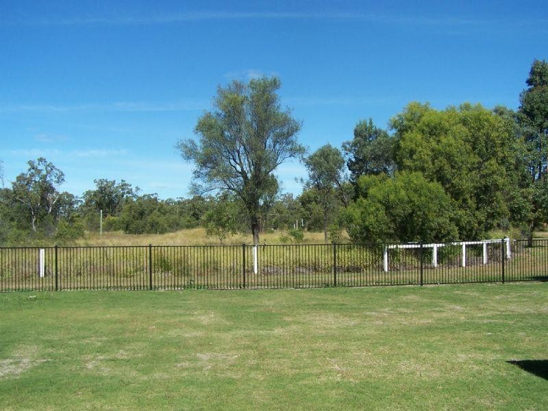 7 Sommerfeld Crescent, Chinchilla QLD 4413