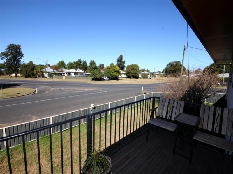 96 MIDDLE Street, Chinchilla QLD 4413