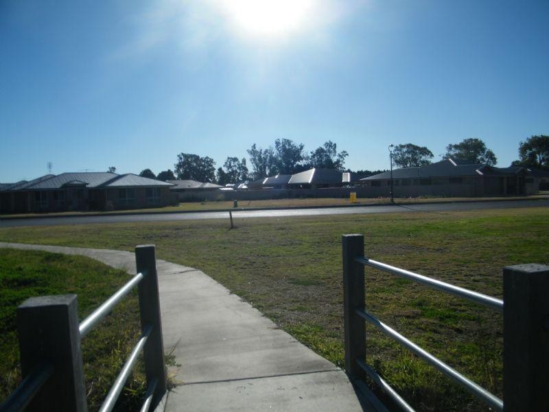 70 SOMMERFELD Crescent, Chinchilla QLD 4413