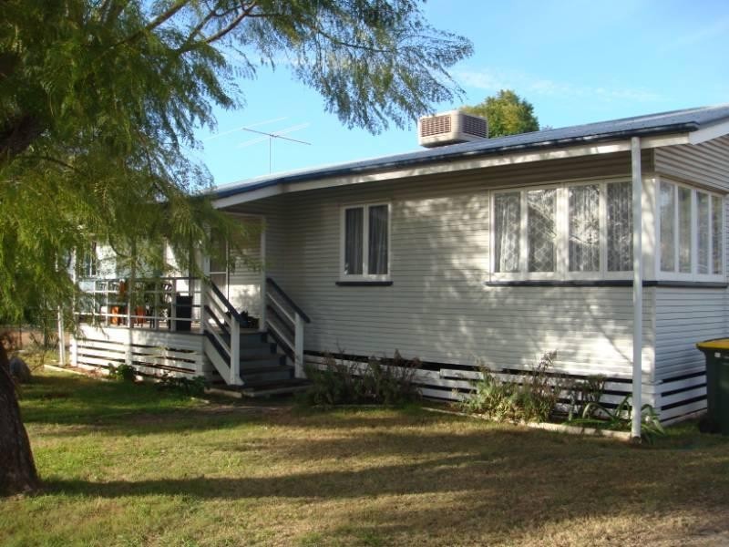 7 Mackie Street, Chinchilla QLD 4413