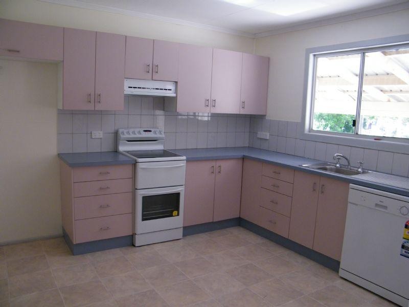 75 North Street, Chinchilla QLD 4413