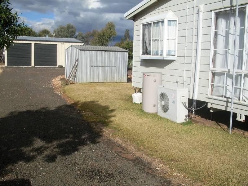 28 Osler Street, Meandarra QLD 4422