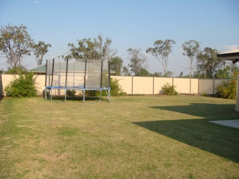 6 Barnsley Street, Chinchilla QLD 4413