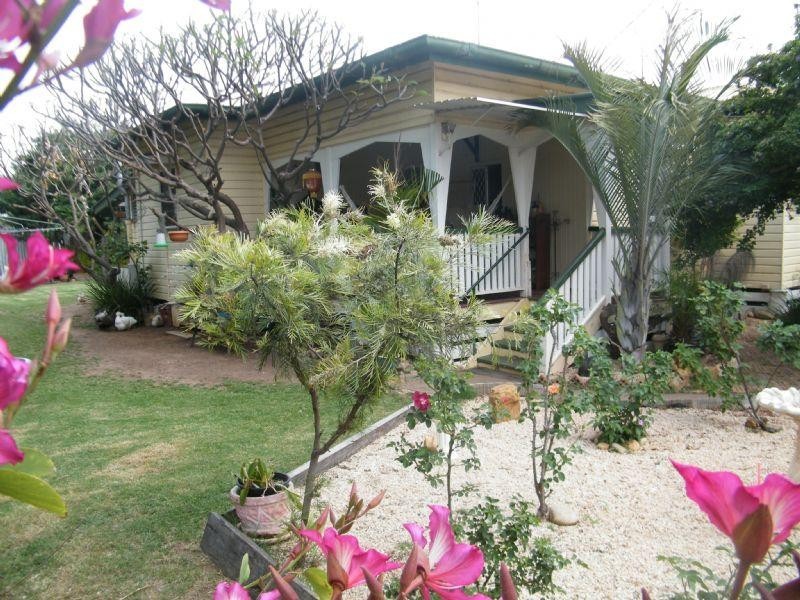 4 Glasson Street, Chinchilla QLD 4413