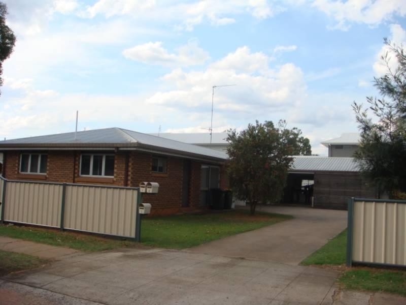 79 Middle Street, Chinchilla QLD 4413