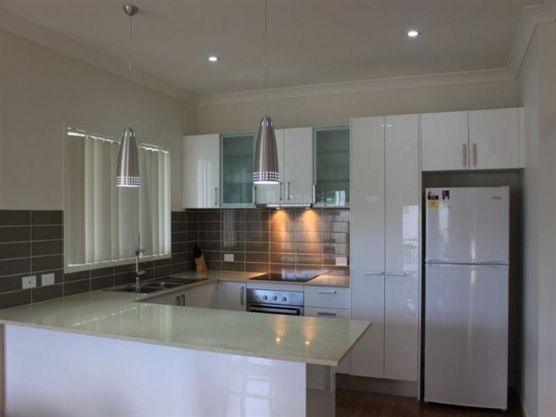 1 and 2/16 Canaga Street, Chinchilla QLD 4413