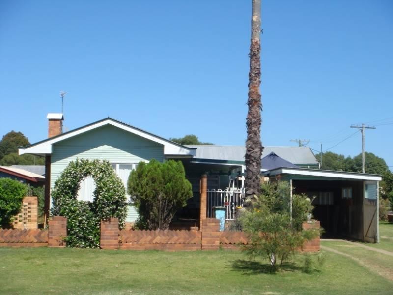 22 Windmill Road, Chinchilla QLD 4413